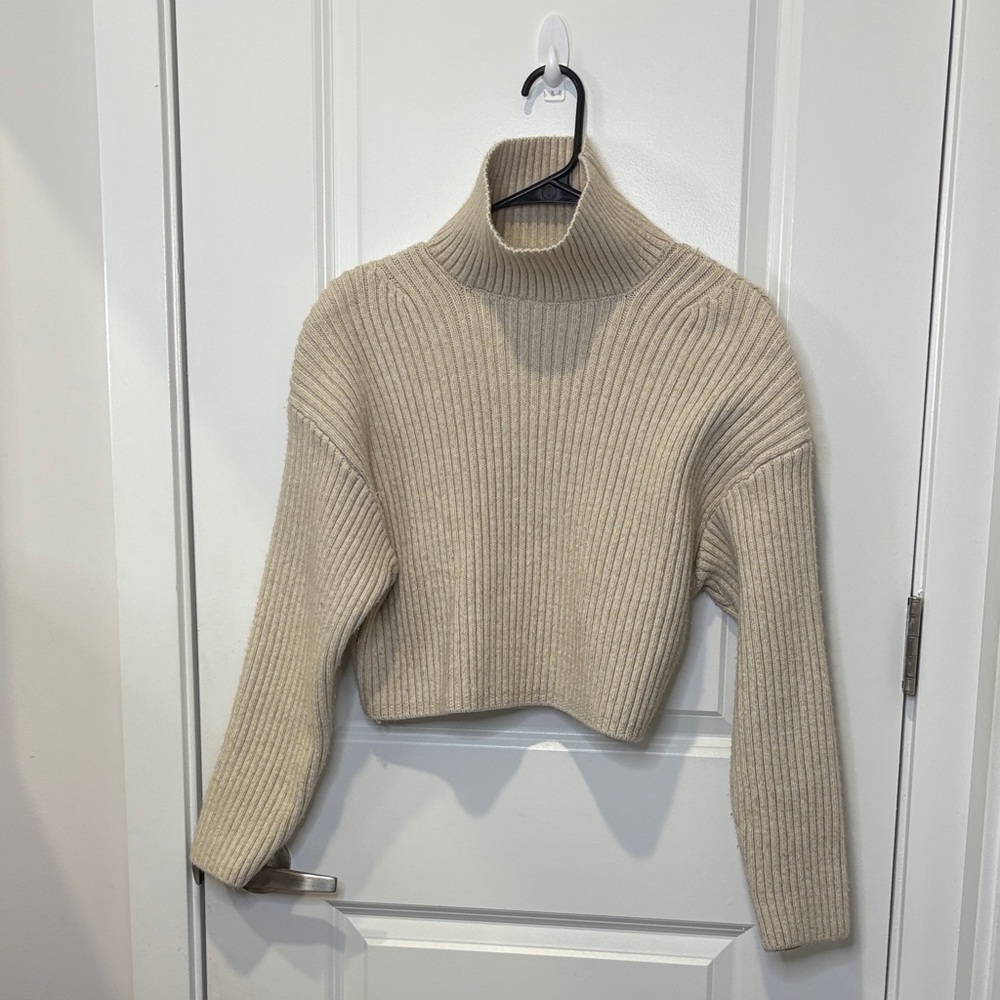 H&M Sweater
